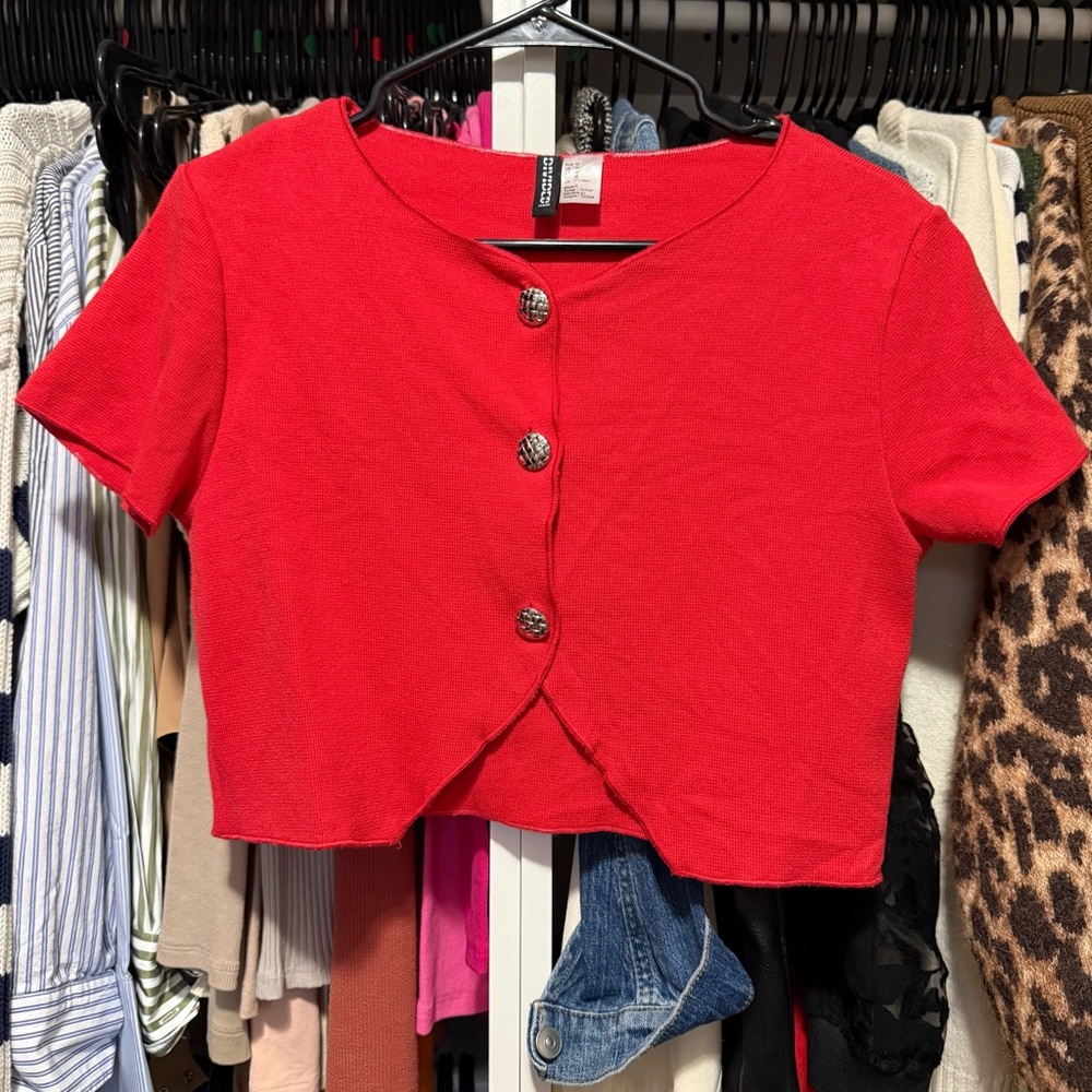 H&M Red Button Front Cropped Top | Gold Buttons | Size M